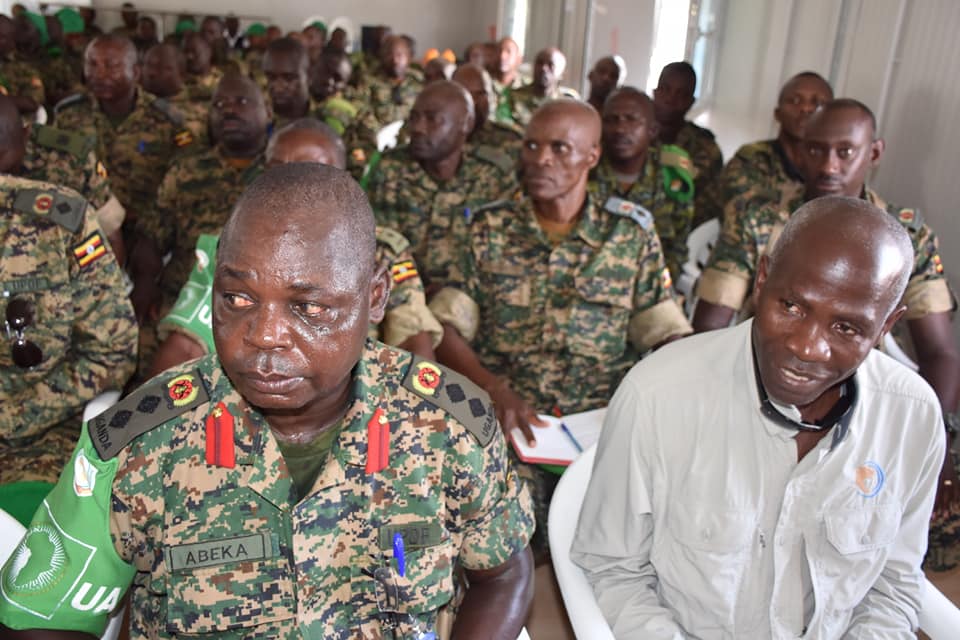 Gen Peter Elwelu Visists Ugandan Troops in Somalia – The NileWires