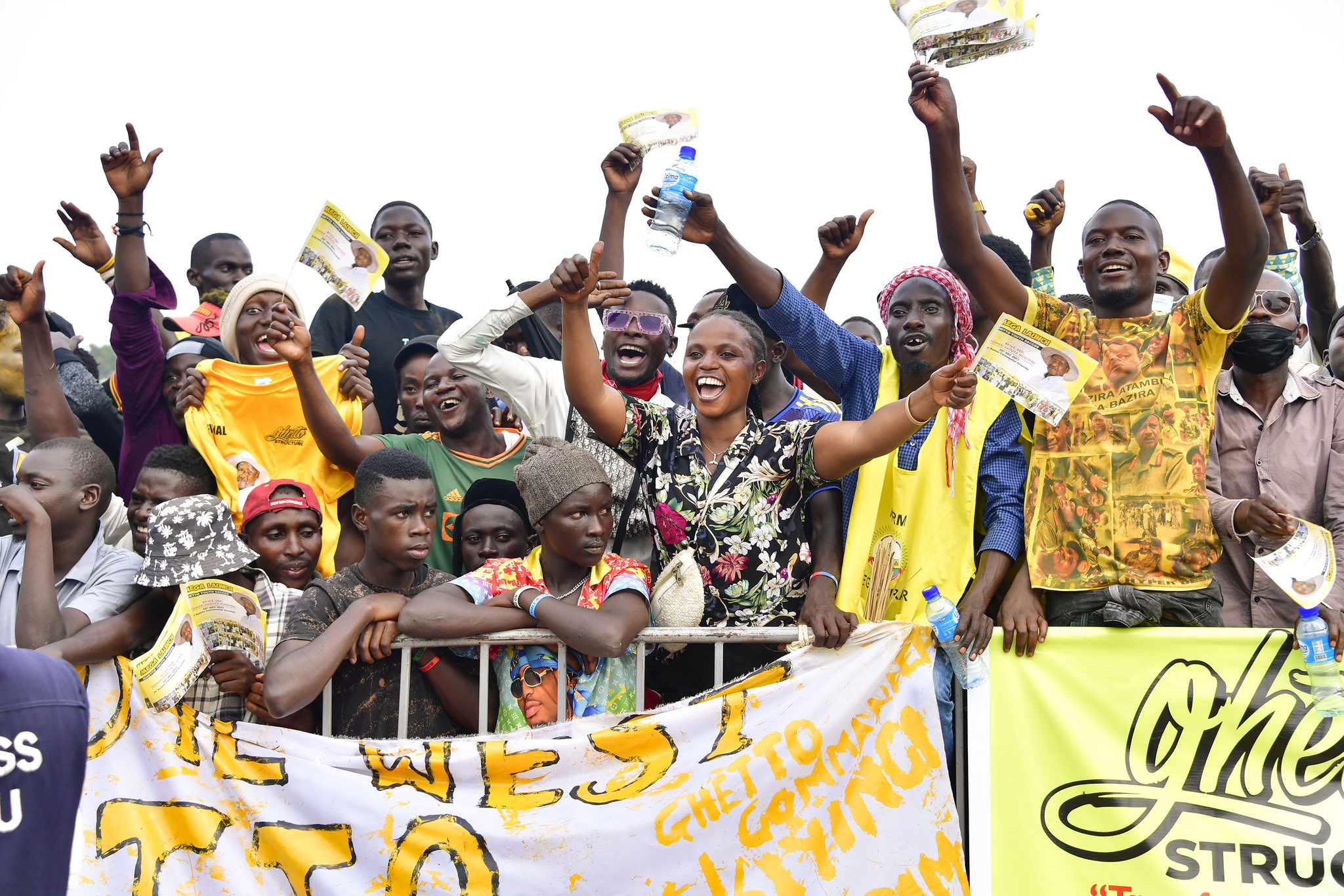 Museveni Injects 1.2 Billion Shillings Into Ghetto Youth Saccos For ...